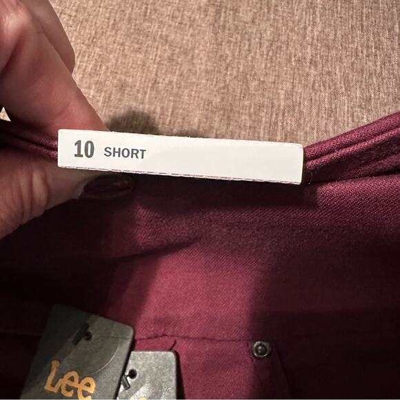 NWT Lee Women's Sculpting Slim Fit Leg Midrise Pull On Jean Fig Size 10 - Picture 5 of 13